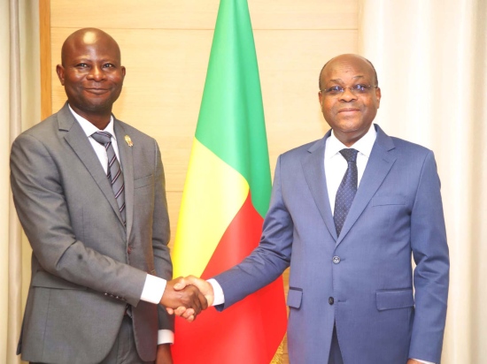 Audience à la Cour constitutionnelle : Le Président Dorothé Sossa reçoit le Directeur général du CAFRAD